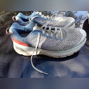 Women's Hoka Clifton 6 Running Shoes Size 8.5